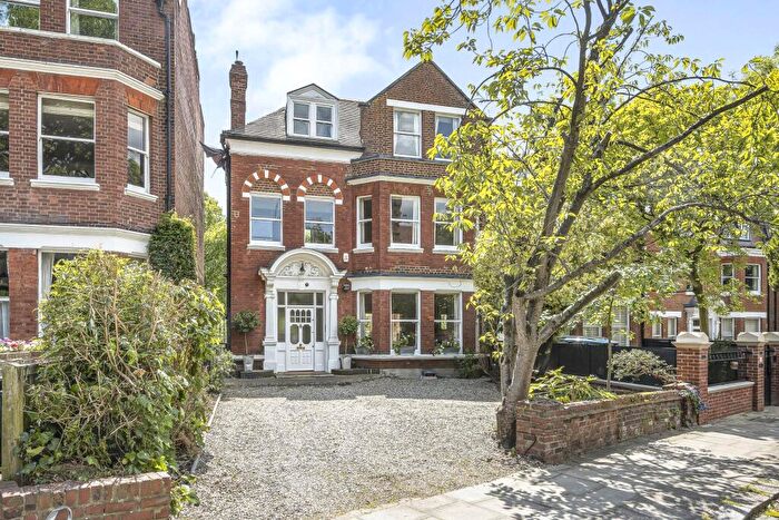 6 Bedroom Detached House For Sale In Frognal Lane, Hampstead, NW3