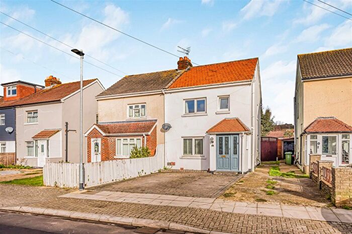 3 Bedroom Semi Detached House For Sale In Second Avenue, Farlington, Portsmouth, PO6