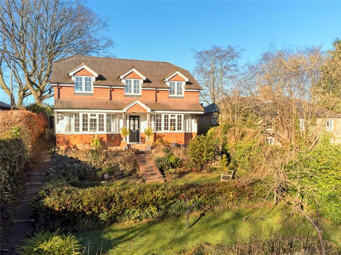 4 Bedroom Detached House For Sale In Jubilee Lane, Farnham, Surrey GU10
