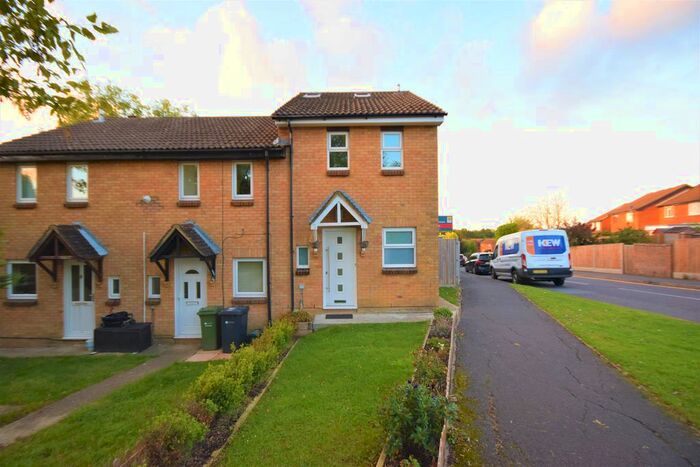 3 Bedroom End Of Terrace House To Rent In Ashbury Crescent, Guildford, GU4