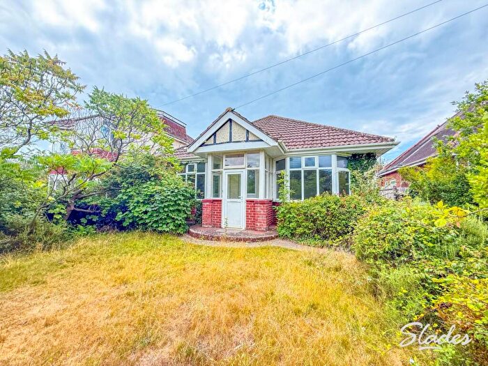 3 Bedroom Bungalow To Rent In Iford Lane, Southbourne, Bournemouth, BH6