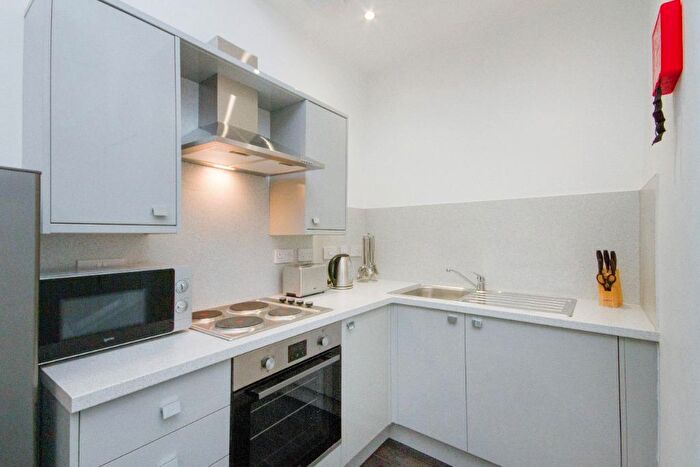 1 Bedroom Flat To Rent In Torness Street, Partick, Glasgow, G11