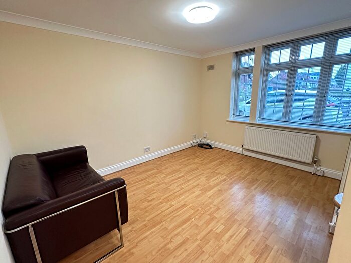 1 Bedroom Flat To Rent In Dennis Avenue, Wembley Park, HA9