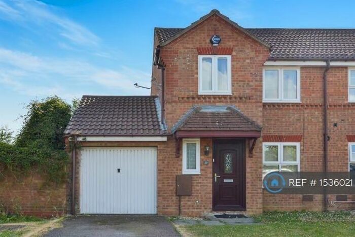 3 Bedroom Semi-Detached House To Rent In Douglas Place, Oldbrook, Milton Keynes, MK6