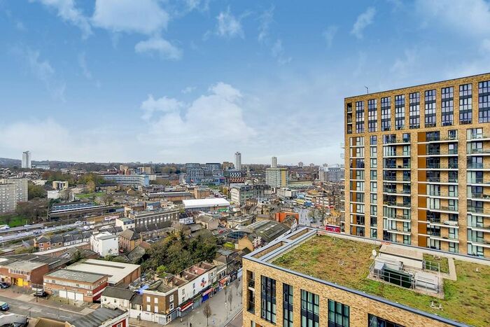 1 Bedroom Flat To Rent In Victory Parade, Woolwich, London, SE18