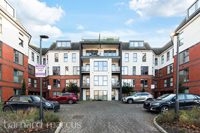 1 Bedroom Flat For Sale In Mill Green Road, Mitcham, CR4