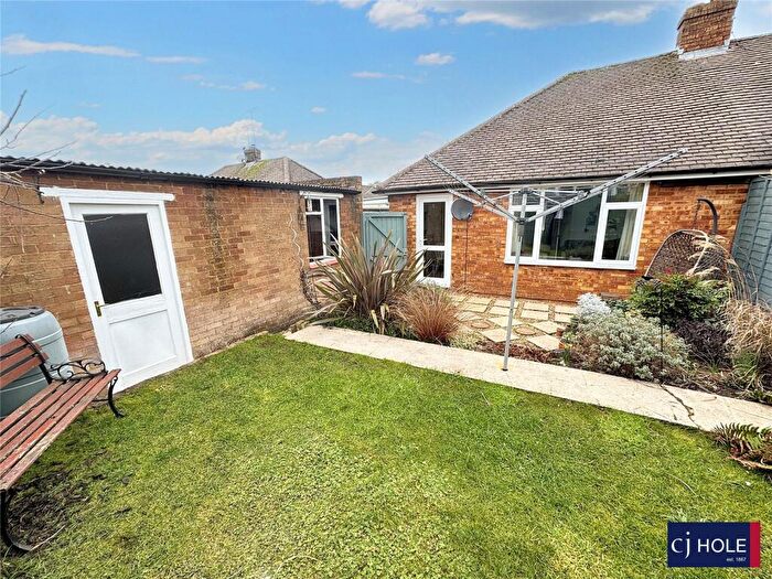 2 Bedroom Bungalow For Sale In Horsbere Road, Hucclecote, Gloucester, GL3