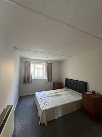 1 Bedroom Flat To Rent In South Ockendon, RM15