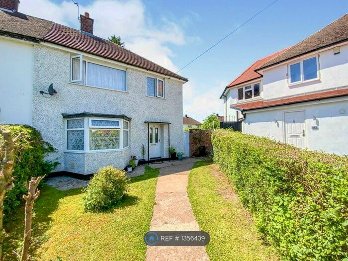 3 Bedroom Semi-Detached House To Rent In Tremayne Road, Nottingham, NG8