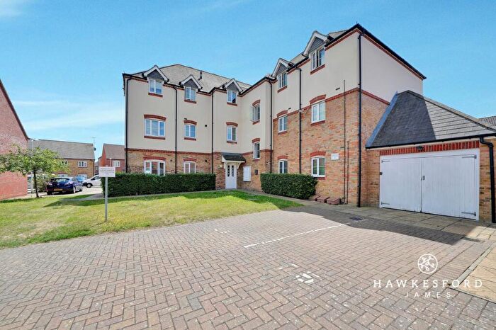 2 Bedroom Flat For Sale In Abelyn Avenue, Sittingbourne, ME10