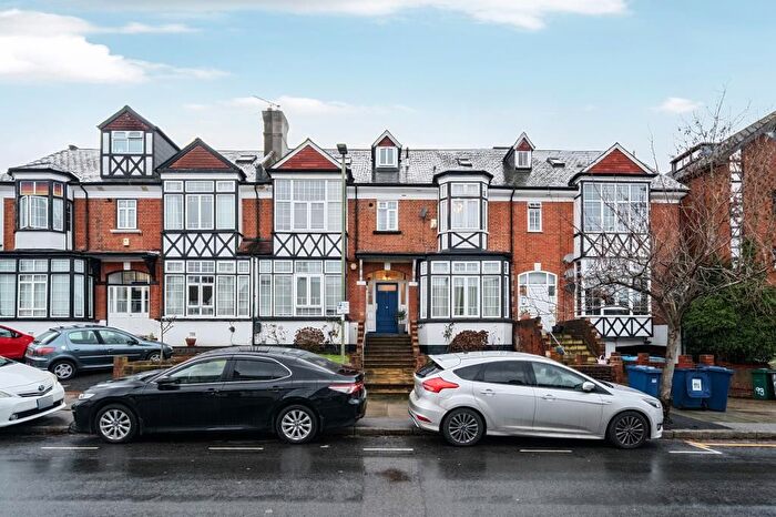 1 Bedroom Flat To Rent In Sunny Gardens Road, Hendon, NW4