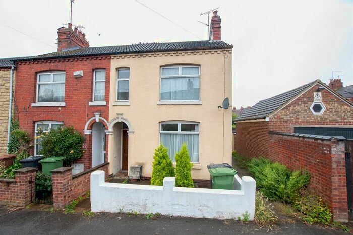 3 Bedroom Terraced House To Rent In Ferrestone Road, Wellingborough, NN8