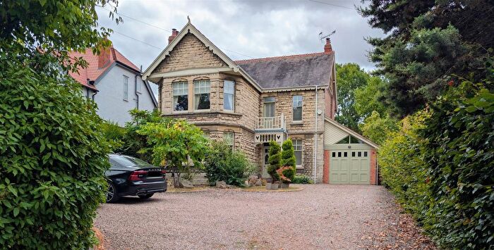 5 Bedroom Detached House For Sale In Reservoir Road, Gloucester, GL4