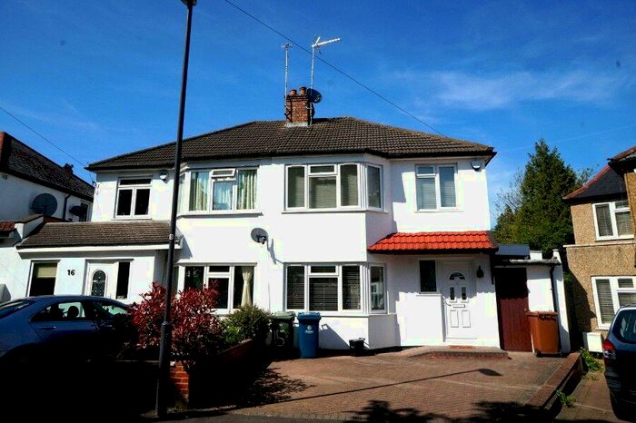 4 Bedroom Semi-Detached House To Rent In Hooking Green, Harrow, Middlesex, HA2