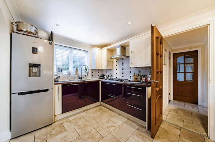 4 Bedroom Detached House For Sale In Sword Gardens, Rushy Platt, Swindon, SN5