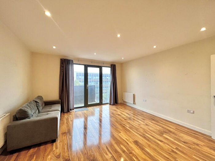 1 Bedroom Flat To Rent In Carmine Court, Imperial Drive, Harrow, Greater London, HA2