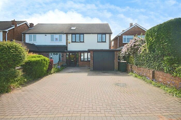 4 Bedroom Semi Detached House For Sale In Browns Lane, Allesley, Coventry, CV5