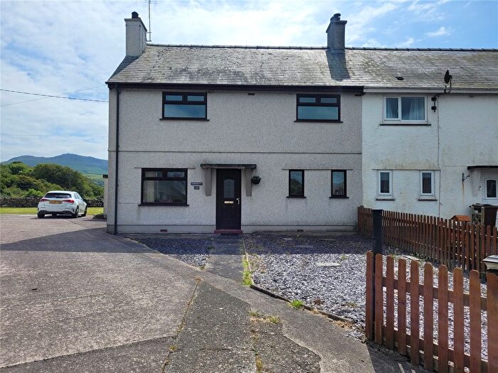 3 Bedroom Semi-Detached House For Sale In Lleuar Terrace, Pontllyfni, Caernarfon, Gwynedd, LL54