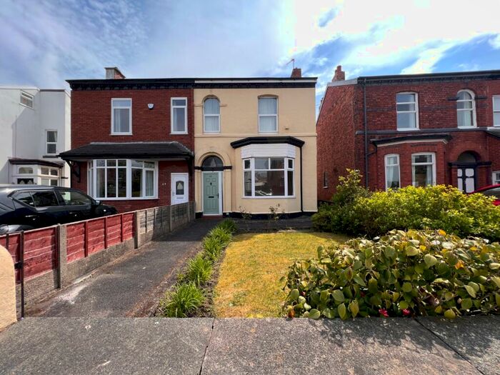 4 Bedroom Semi-Detached House To Rent In Everton Road, Southport, Merseyside, PR8