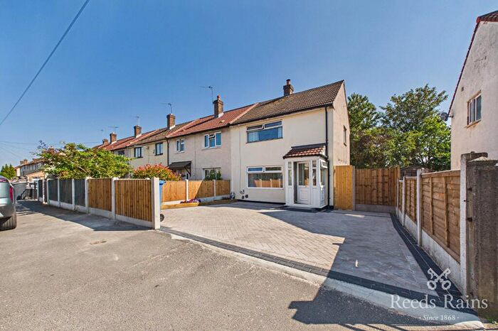 2 Bedroom End Of Terrace House For Sale In Holden Road, Prescot, Merseyside, L35
