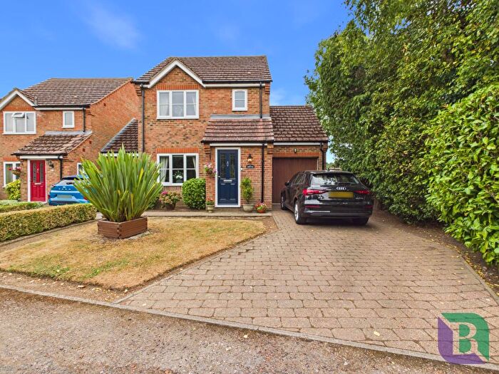 4 Bedroom Detached House For Sale In Salford Road, Milton Keynes, MK17