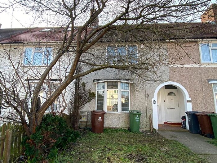 2 Bedroom Terraced House To Rent In Ivyhouse Road, Dagenham, RM9