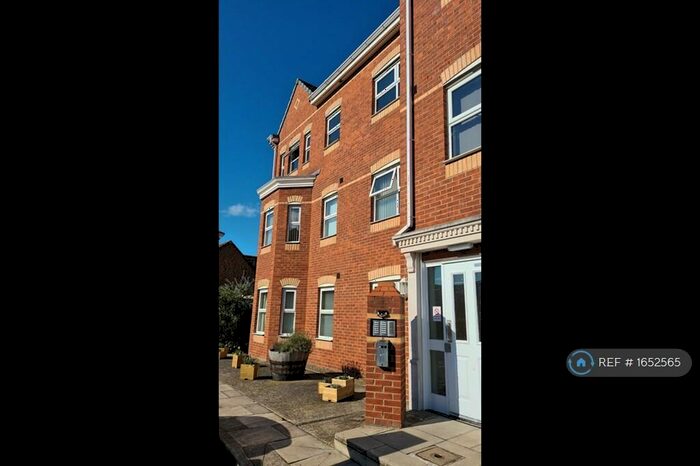 2 Bedroom Flat To Rent In Lowther Drive, Darlington, DL1