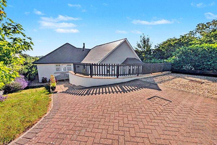 3 Bedroom Detached Bungalow For Sale In Spetisbury, DT11