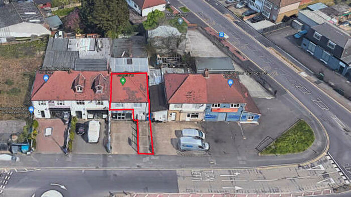 3 Bedroom Flat To Rent In Hog Hill Road, Collier Row, Romford, RM5