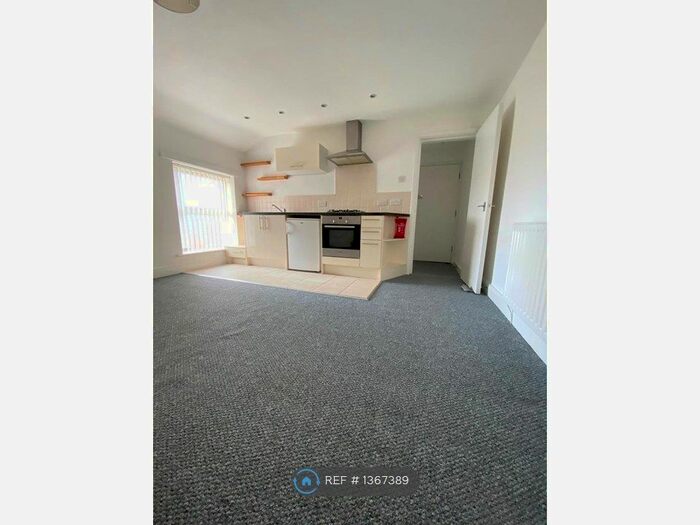 1 Bedroom Flat To Rent In Bagot Street, Liverpool, L15