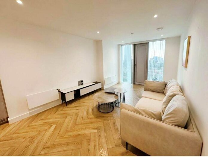 2 Bedroom Apartment To Rent In Victoria Residence, Manchester, M15