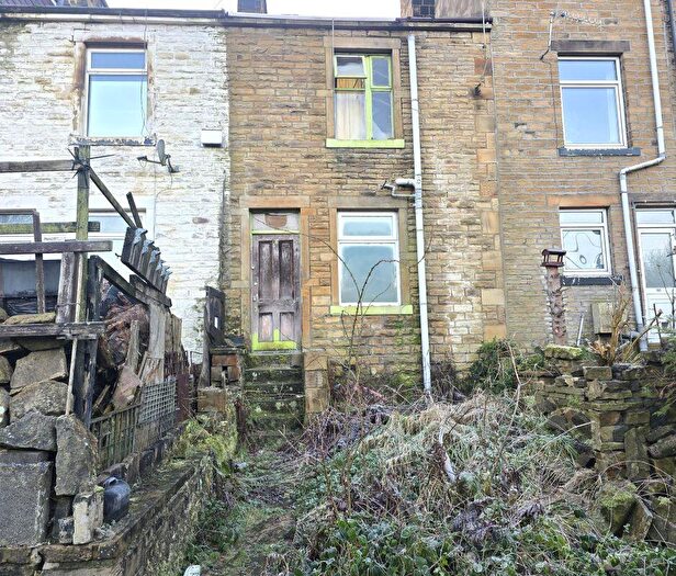 2 Bedroom Terraced House For Sale In Eelholme View Street, Keighley, BD20