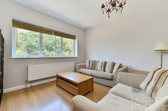 1 Bedroom Apartment To Rent In Archway Road, Highgate, London, N6