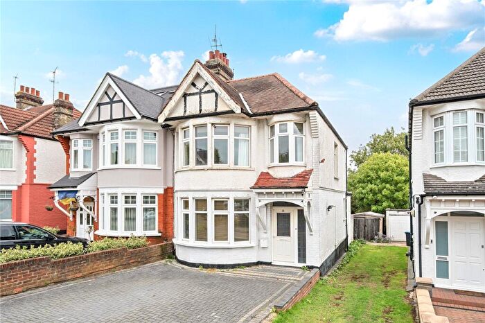 4 Bedroom Semi-Detached House For Sale In The Orchard, Winchmore Hill, London, N21