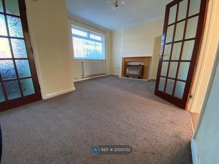 3 Bedroom Terraced House To Rent In Dolphin Lane, Birmingham, B27