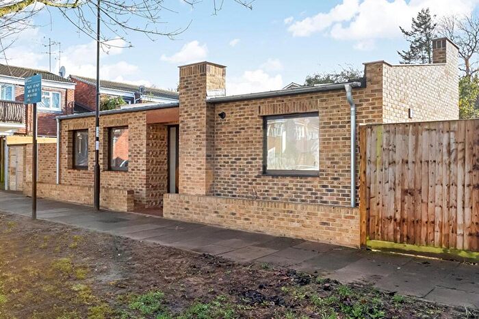 3 Bedroom House For Sale In Ambleside Road, Bromley, London, BR1