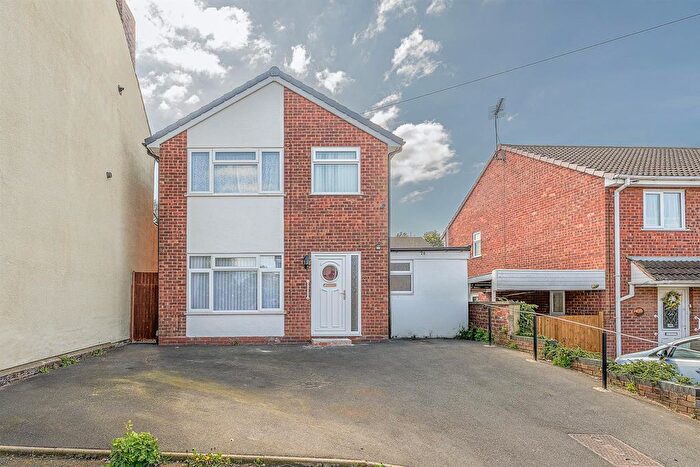 3 Bedroom Detached House For Sale In Park Street, Lye, Stourbridge, DY9