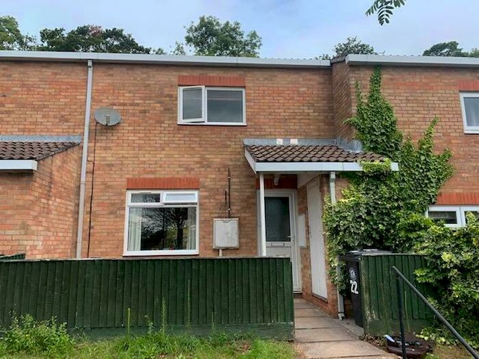 2 Bedroom Terraced House To Rent In Southwood Drive East Coombe Dingle Bristol, BS9