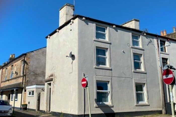 4 Bedroom Property To Rent In Morecambe Street, Morecambe, LA4