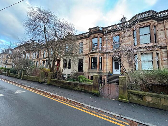 2 Bedroom Flat To Rent In Hillhead Street, Hillhead, Glasgow, G12