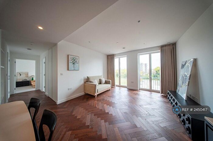 2 Bedroom Flat To Rent In Ribbon Lane, London, NW2