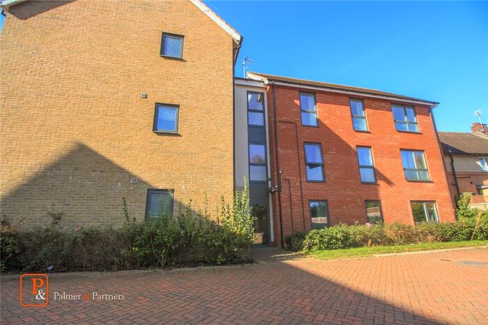 2 Bedroom Flat To Rent In Henry Swan Way, Colchester, Essex, CO1