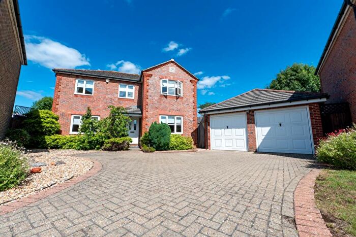 4 Bedroom Detached House For Sale In Great Gatton Close, Shirley, Croydon, CR0