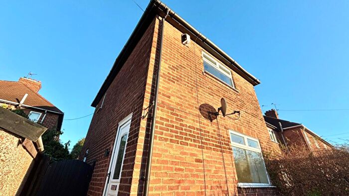 2 Bedroom Terraced House To Rent In Felstead Road, NG8