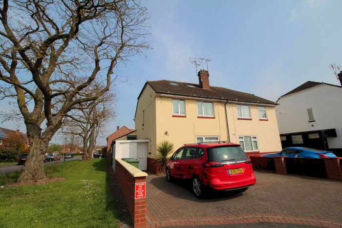 1 Bedroom Flat To Rent In The Approach, Leamington Spa, CV31