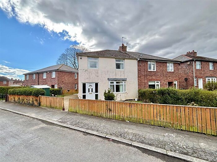 3 Bedroom Semi Detached House To Rent In The Moorlands, Gilesgate, Durham, DH1
