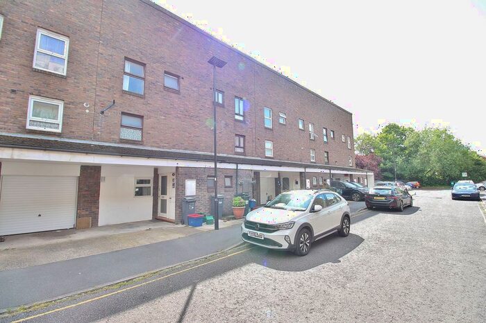 5 Bedroom Town House To Rent In Summerwood Road, Isleworth, TW7