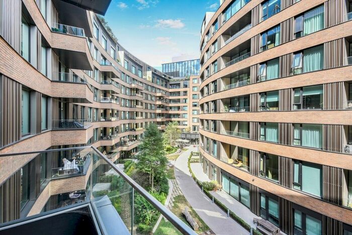 2 Bedroom Flat For Sale In Wood Crescent, London, W12