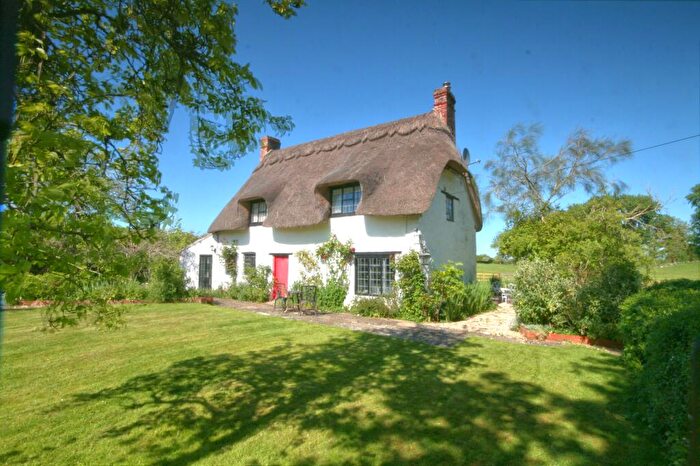 4 Bedroom Cottage For Sale In Holton Oxford, OX33