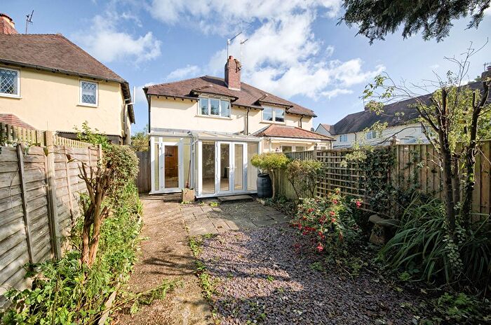 2 Bedroom Semi Detached House For Sale In Kerns Terrace, Stratford-Upon-Avon, CV37